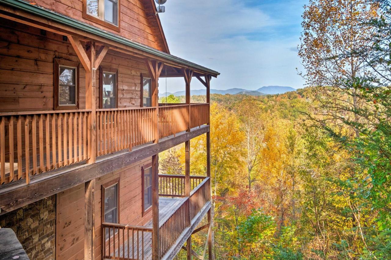 Pigeon Forge Cabin With Brand New Hot Tub And Views! Villa Sevierville Exterior foto