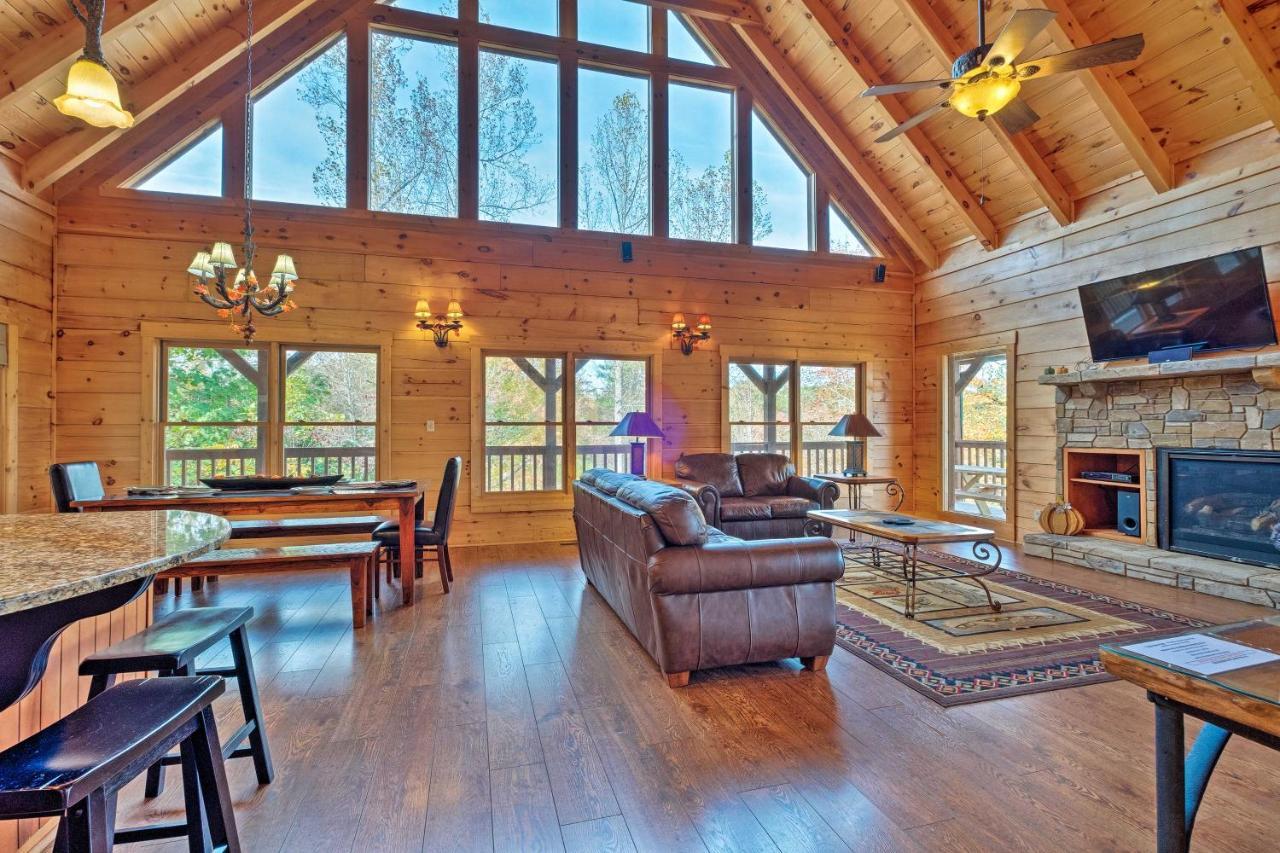 Pigeon Forge Cabin With Brand New Hot Tub And Views! Villa Sevierville Exterior foto