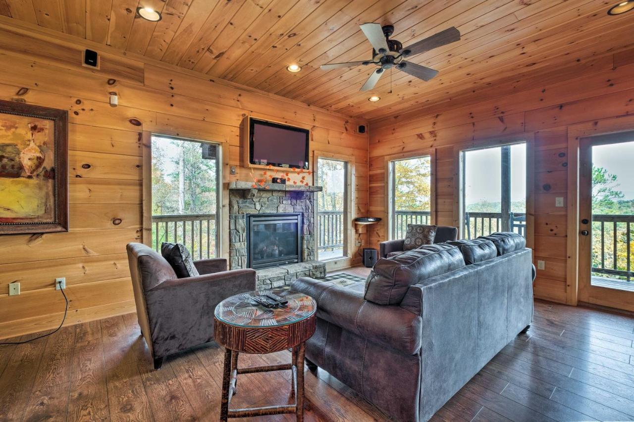 Pigeon Forge Cabin With Brand New Hot Tub And Views! Villa Sevierville Exterior foto